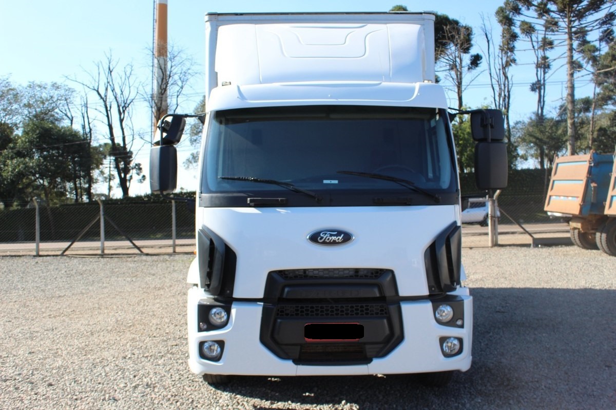 Ford Cargo 1719 4x2 2012/2013 