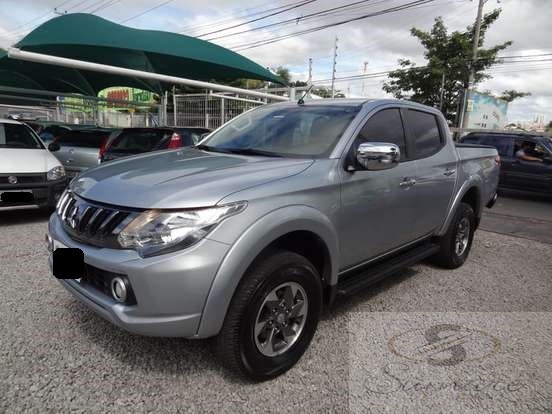 MITSUBISHI L200 TRITON 2.4 16V TURBO DIESEL SPORT HPE-S CD 4P 4X4 AUTOMÁTICO